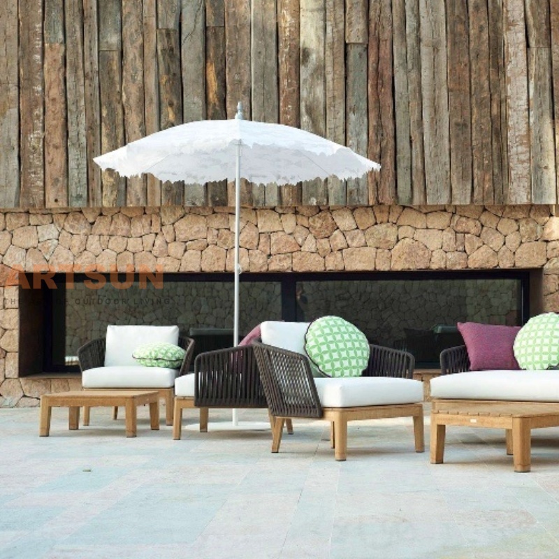 Современное кресло-диван для патио с устойчивым к атмосферным воздействиям каркасом и подушками