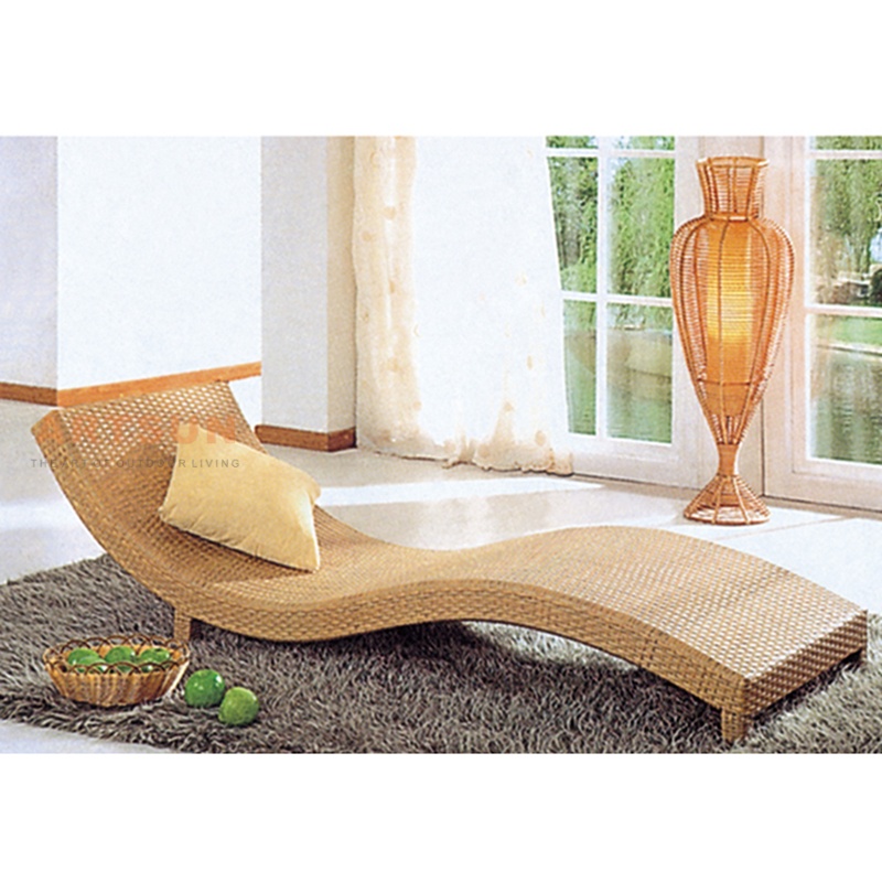 Современный на открытом воздухе Rattan Sun Lounger для спа и сада